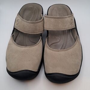 Keen Womens 7 Saratoga Slip On Mule Mary Jane Taupe